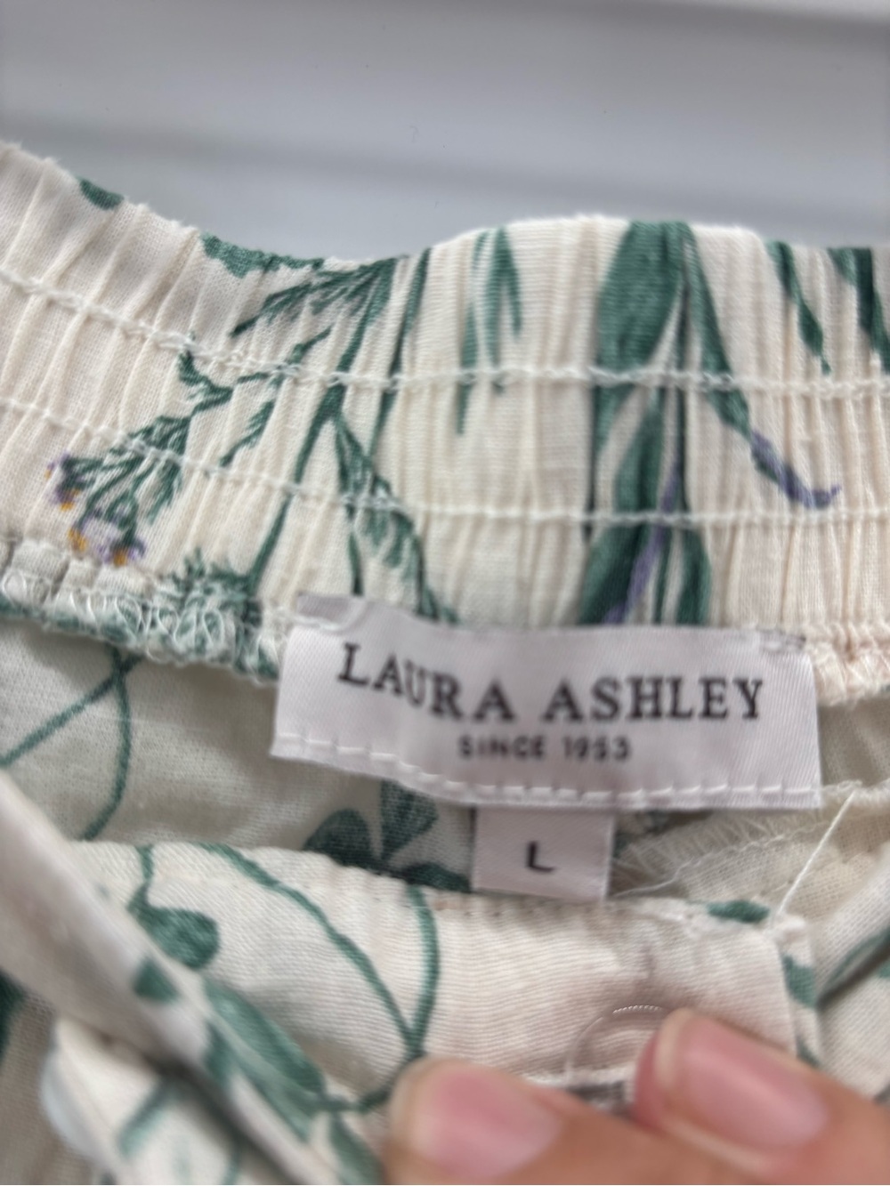 Laura Ashley Cream Floral Print Elastic-Waist wide Leg Pants Linen Blend Large - Picture 2 of 8